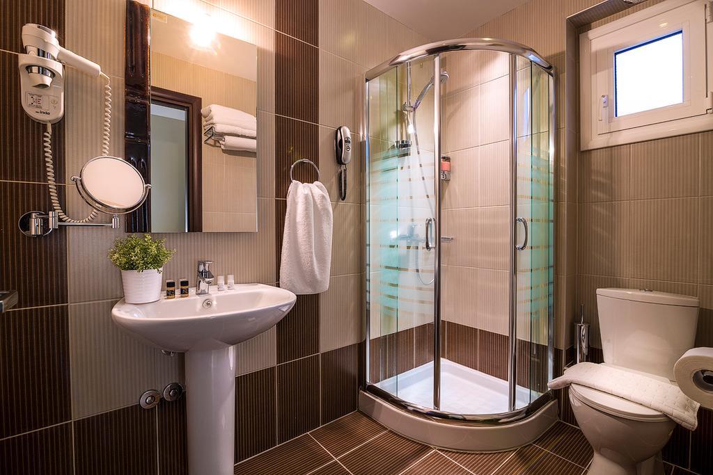 Pansion Zafeiriou Hotel Kastoria Bagian luar foto